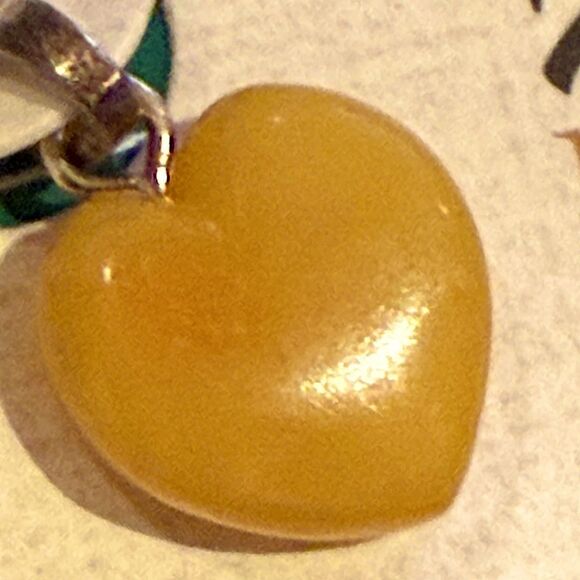 Vintage butterscotch amber valentine heart pendant sterling 1/2” new old stock - Picture 4 of 8